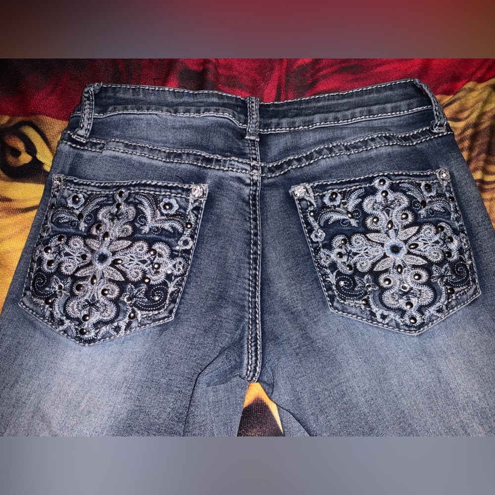 Apt 9 Capri Size 0 blingy jeans